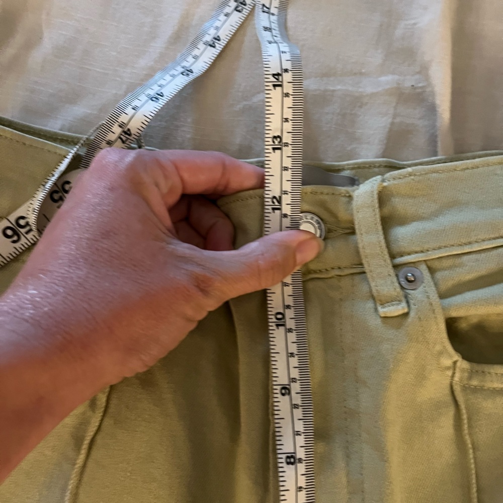 Everlane The Way High Jean in green tea - Picture 6 of 8